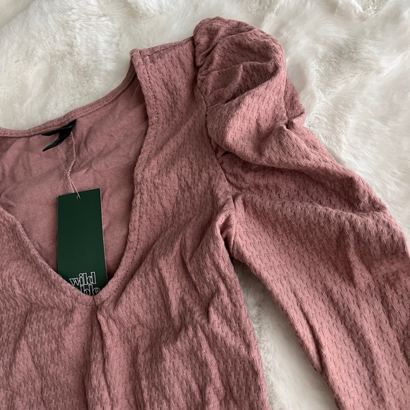 NWT bundle of long puff sleeve bodysuits - Picture 6 of 6